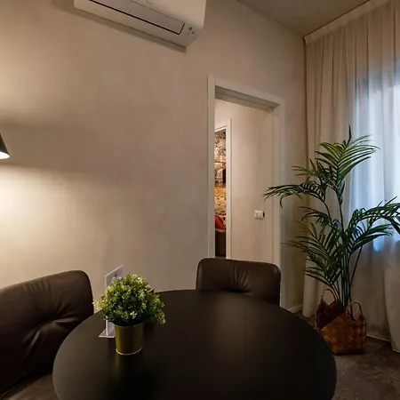 Romana Apartmán