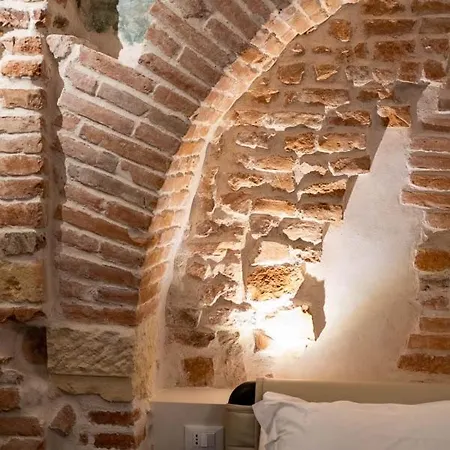 Romana Apartment